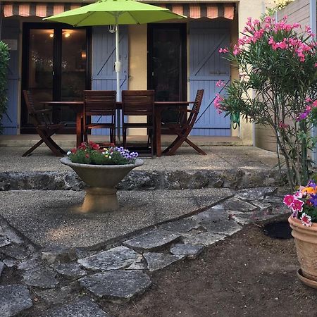 T2 Rez de jardin 300m Plage de Beaucours Sanary sur Mer Extérieur photo