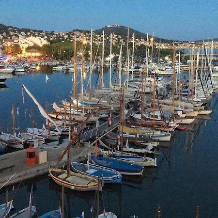 T2 Rez de jardin 300m Plage de Beaucours Sanary sur Mer Extérieur photo