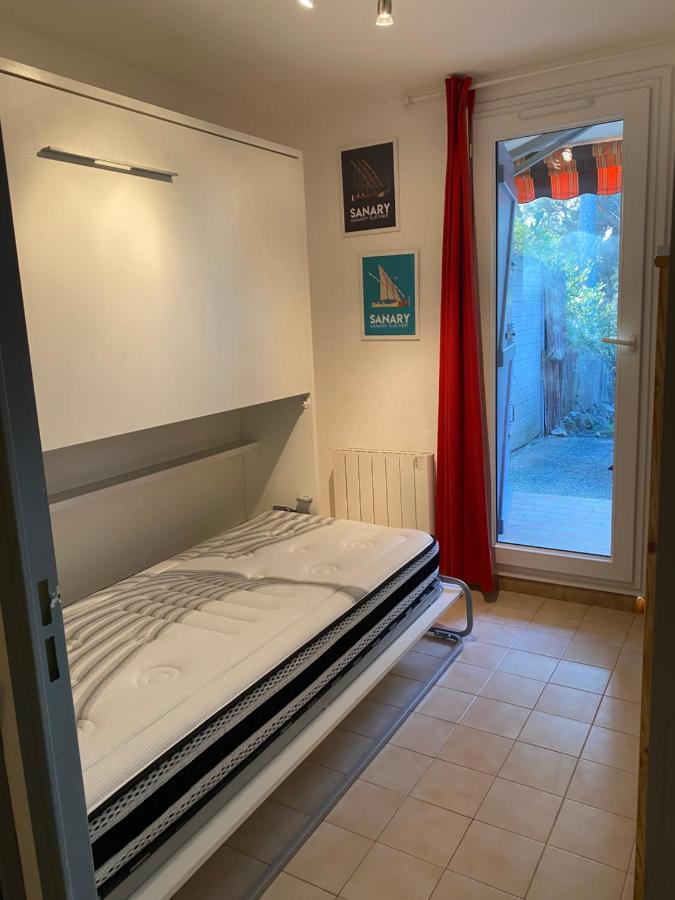 T2 Rez de jardin 300m Plage de Beaucours Sanary sur Mer Extérieur photo
