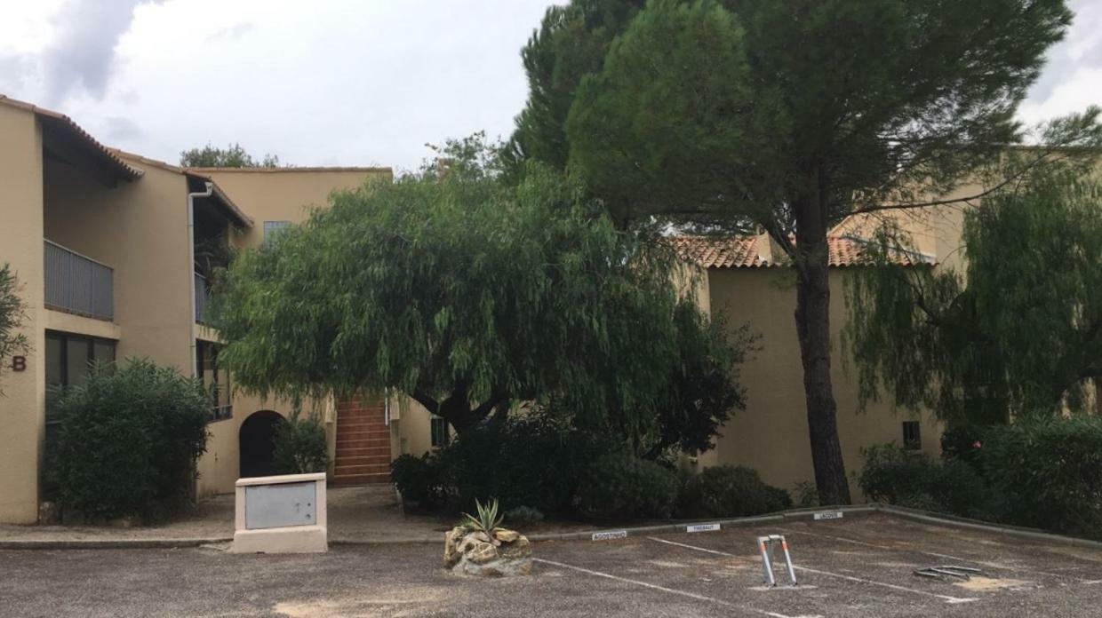 T2 Rez de jardin 300m Plage de Beaucours Sanary sur Mer Extérieur photo